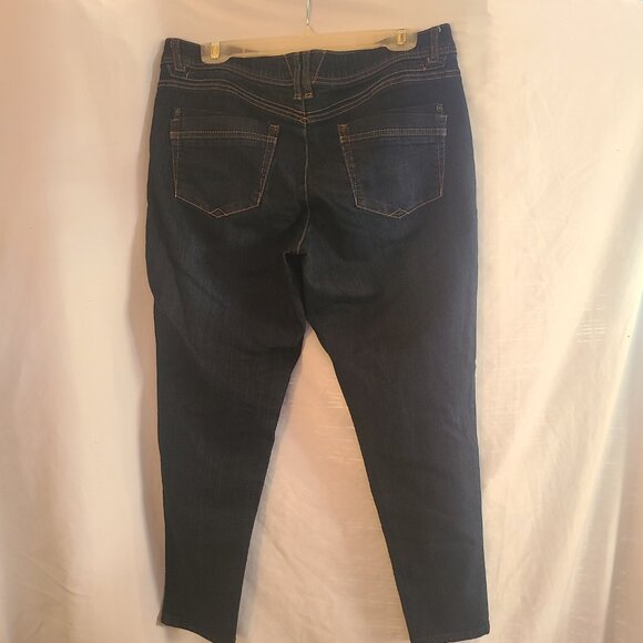 Democracy Jeans Women's Size 14 Dark Wash AB Technology Denim Skinny Mid Rise - Picture 6 of 6